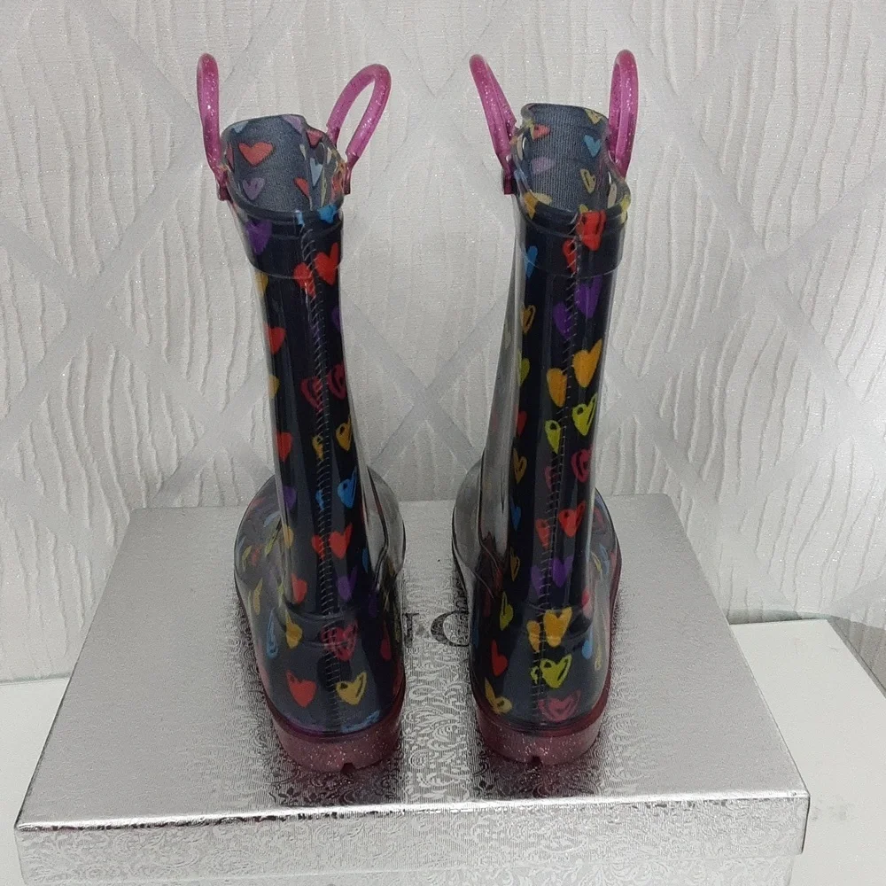 Magellan Outdoors Heart Pattern Rain Boots Size 3.